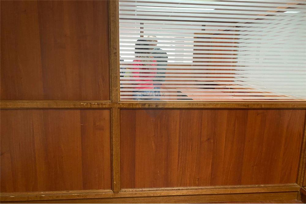 Office for Sale in SANTA BARBARA Distrito Capital 110111